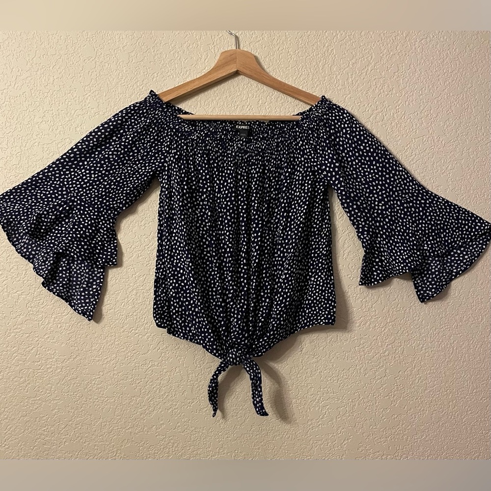 A great addition to your unique professional/academic wardrobe!